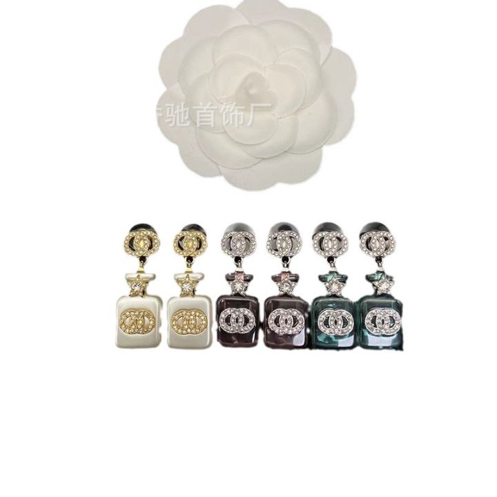 Xiaoxiang's%20new%20double%20C%20earrings,%20Xiaoxiangfeng,%20European%20and%20American%20retro%20earrings,%20fragrant%20grandma's%20sense%20of%20luxury,%20collection%20of%20earrings,%20925%20silver%20needles%20-%20Image%205