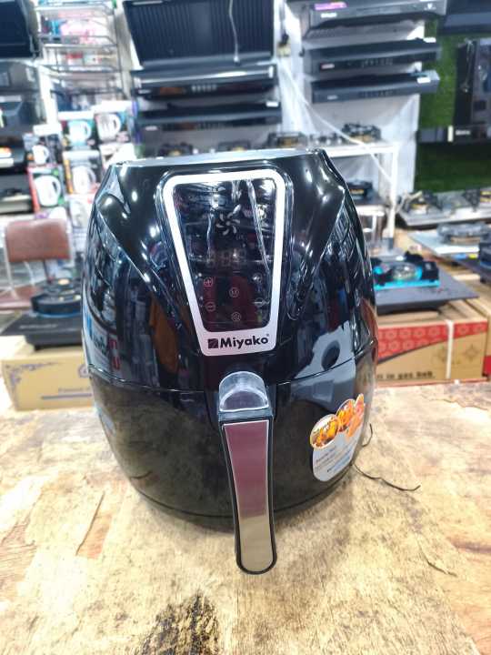 Miyako%20Digital%20Electric%20Air%20Fryer%20%7C%20Model%20:%20AF-620%20%7C%202.5%20Ltr%20Fry%20Basket%20%7C%203.0%20Ltr%20Pot%20Capacity%20-%20Image%207