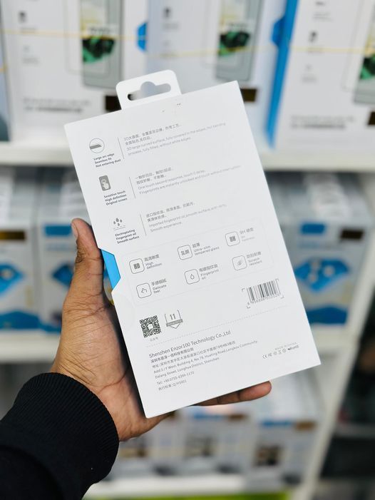 KUZOOM%20Anti-Peeping%20Screen%20Protector%20For%20Samsung%20Galaxy%20S24%20Ultra%20/%20S25%20Ultra%20/%20S26%20Ultra%20Screen%20Protector%20KUZOOM%20Ultimate%20Privacy%20&%20Protection%20Glass%20(Privacy)%20-%20Image%202