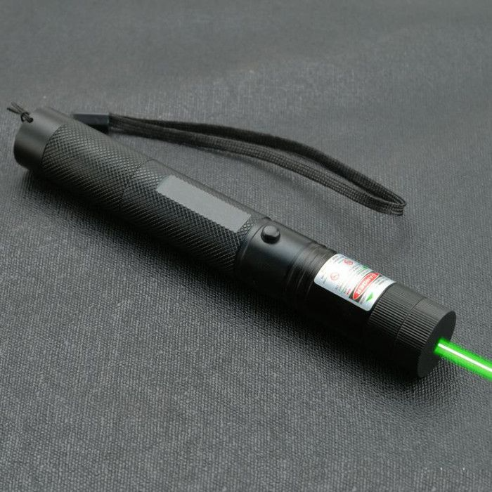 Powerful%20Green%20Laser%20Pen%20%E2%80%93%209900%20Mile%20Long%20Distance%20Beam%20%E2%80%93%20Rechargeable,%20Adjustable%20Focus%20%E2%80%93%20For%20Astronomy%20&%20Presentation%20-%20Image%204
