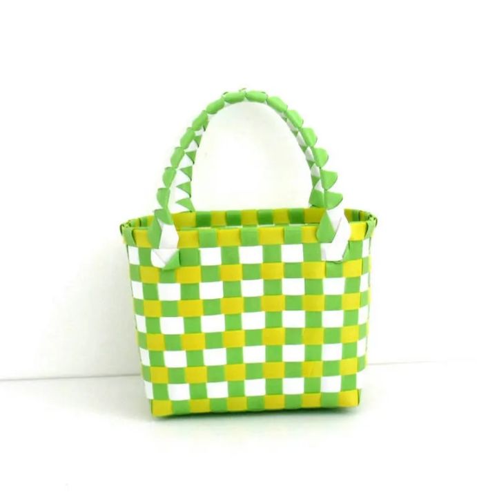 New%20Woven%20Bag%20Small%20Square%20Bag%20Plastic%20Vegetable%20Basket%20Bag%20Small%20Color%20Basket%20Photo%20Taking%20and%20Beach%20Bag%20Handbags%20for%20Women%20-%20Image%204
