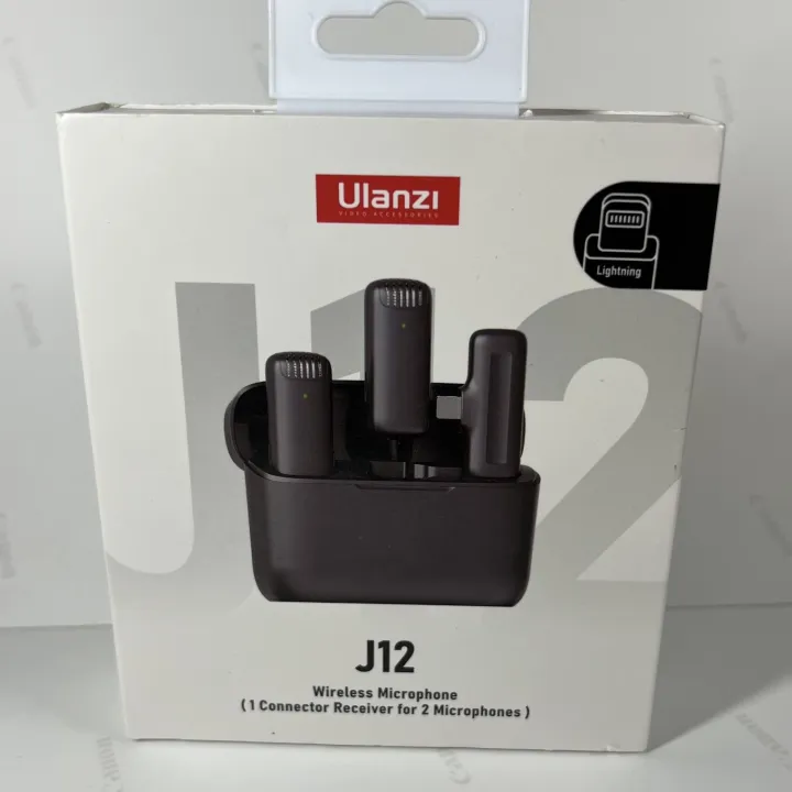 ULANZI%20J12%20Lightning%20Jack%20Wireless%20Lavalier%20Microphone%20for%20iPhone,%202-in-1%20Plug%20N%20Play%20Mic%20with%20Charging%20Case%20for%20Phone%20Video%20Recording%20Interview%20Youtubers%20Vloggers,%2065ft%20Transmission%20Range%20-%20Image%206