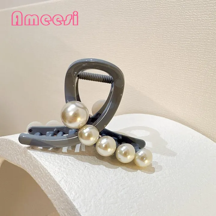 Vintage%20Hair%20Claw%20Clasp%20Stylish%20Faux%20Pearl%20Hair%20Claw%20with%20Cross%20Hollow%20Out%20Design%20Strong%20Grip%20Anti-slip%20Hair%20Styling%20Tool%20for%20Women%20-%20Image%208
