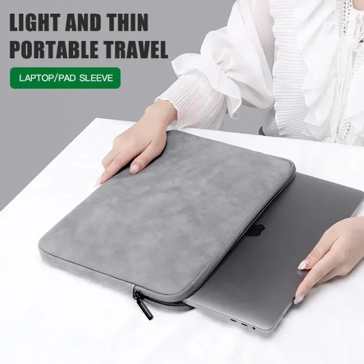 15.6-Inch%20Laptop%20Sleeve%20Bag%20%E2%80%93%20Shockproof%20&%20Slim%20Protective%20Case%20for%20Notebook,%20MacBook%20&%20Ultrabook%20-%20Image%202