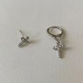 Color Metal Stars Pendant Earring Simple Inlaid Rhinestone Cross Drop Earrings Y2K Creative Dangle Earrings Korean INS Style Personality Sweet Cool Girl Fashion.
