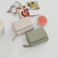 Solid Color Women's Short Wallet Fashion PU Leather Mini PU Leather Card Holder Large Capacity Zipper Mini Solid Color Purse for Casual Daily Use School Girls/Women.