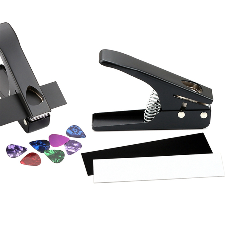 Guitar%20Pick%20Punch%20Pick%20Maker%20Guitar%20Pick%20Cutter%20with%202%20Pick%20Strips%20Sheet%20for%20Guitar%20Pick%20Making%20Tool%20Durable%20Easy%20to%20Use%20-%20Image%202