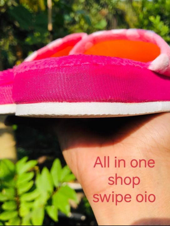 Premium%20Winter%20Slippers%20for%20Women%20Soft%20Cozy%20Footwear%20Stylish%20&%20Warm%20Design%20-%20Image%204