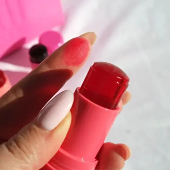 Milk%20Makeup%20Jelly%20Tint%20Stick%203-in-1%20Blush%20Lipstick%20Eye%20Makeup%20Moisturizing%20Glossy%20Lip%20Balm%20Natural%20Cheek%20Lip%20Eye%20Cosmetic%20-%20Image%204