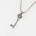 Light luxury niche design high-end titanium steel jewelry men's gemstone personalized key Douyin live broadcast non-fading sweater.