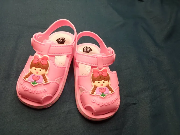 Stylish%20and%20comfortable%20sandal%20shoe%20with%20belt%20for%20baby%20girl%20-%20Image%204