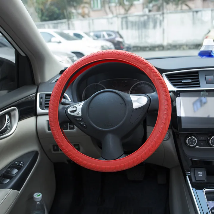Flashworld%20silicone%20car%20steering%20handle%20wear-resistant%20anti-skid%20tire%20pattern%20four-season%20universal%20steering%20wheel%20cover%20cross-border%20-%20Image%207