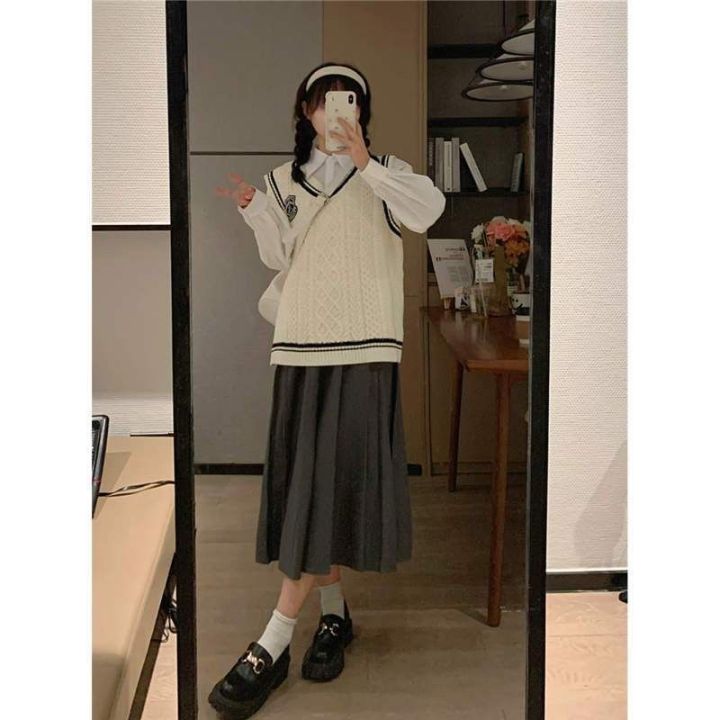 Three Piece Set/Single-Piece College Style Spring and Autumn New Knitted Vest Sweater Female Students+Shirt+Pleated Skirt