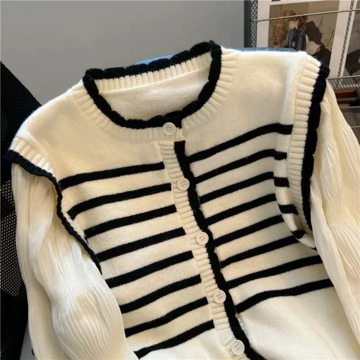 French%20Striped%20Sweater%20Women's%20Spring%20and%20Autumn%20Thin%20Design%20Puff%20Sleeve%20Patchwork%20Retro%20Fake%20Two-Piece%20Top%20-%20Image%204