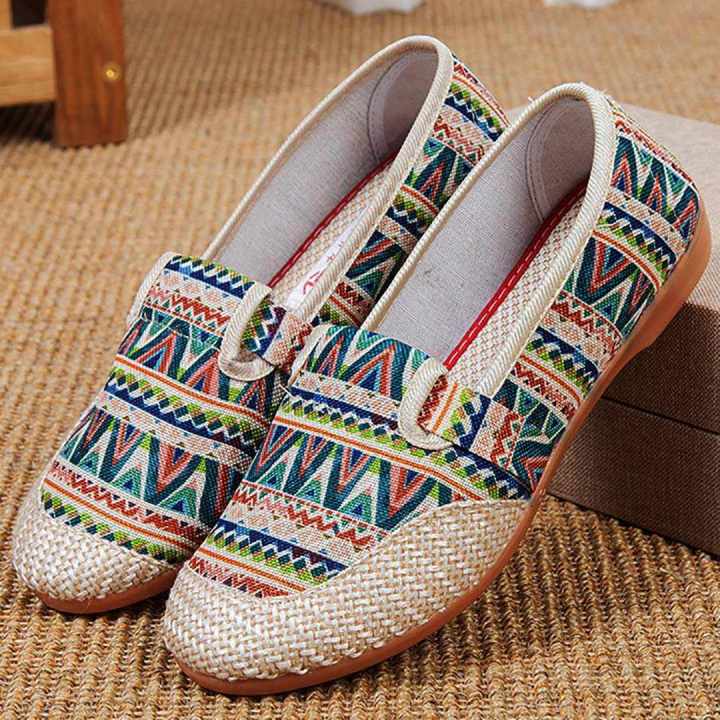 Ladies%20Green%20Multicolor%20Sneaker%20Comfortable%20Breathable%20Casual%20Shoes%20for%20Women%20Fashionable%20Sporty%20Footwear%20-%20Image%204