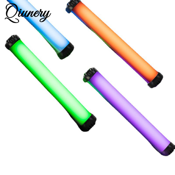 Olomon ichida mast Natashaning jinsiy aloqa videosi