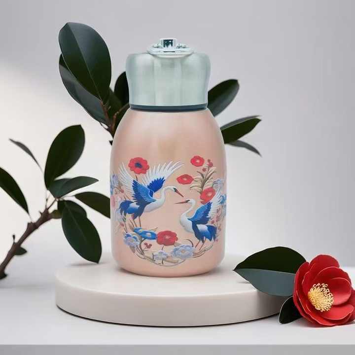 Stainless%20Steel%20Vacuum%20Thermos%20Mug%20300ML%20Portable%20Double%20Wall%20Insulated%20Travel%20Cup%20with%20Temperature%20Display%20-%20Image%207