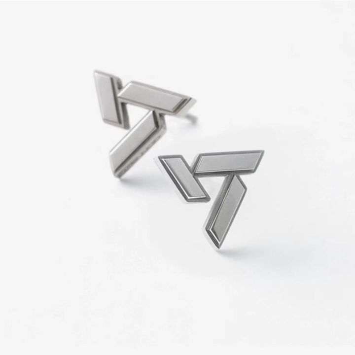 Kpop Idol Seventeen 8th Anniversary Connect Earrings Fashion Jeweller