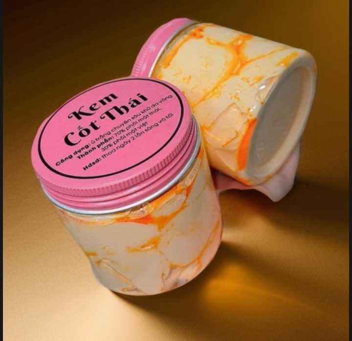 Kem%20Cot%20Thai%20Emergency%20Whitening%20Body%20Cream%20-%20300gm%20-%20Image%205