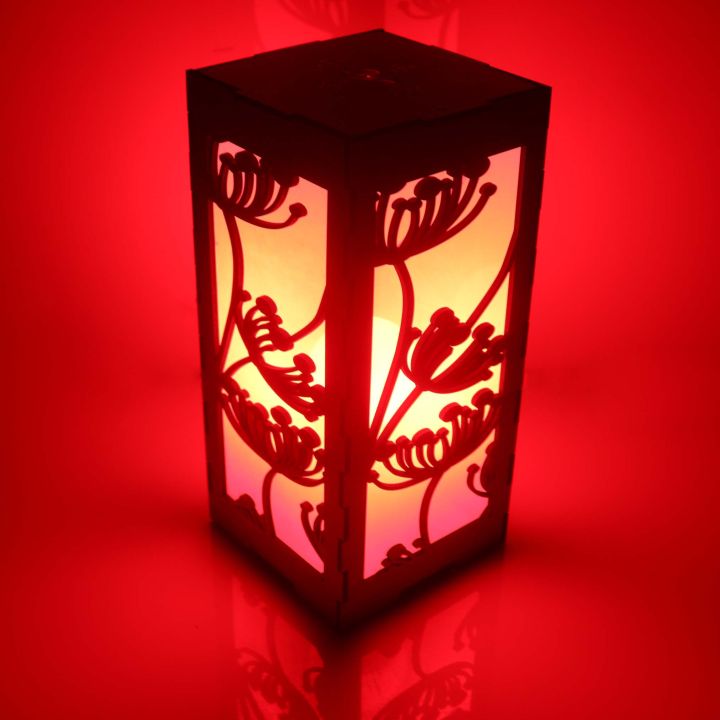 Wooden%20Table%20Lamp%20Flower%20Style%20Read%20-ICNU-2567%20-%20Image%206