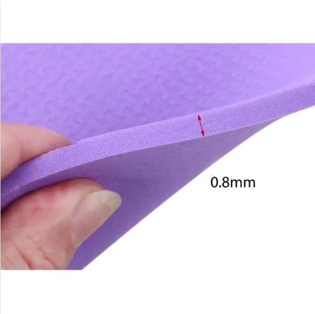 Yoga%20Mat%20%E2%80%93%20Fitness%20Exercise%20Mat%20(8mm%20Thickness,%202ft%20x%206ft):%20-%20Image%203