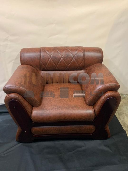 Round%20Wedge%20Luxury%20Armchair%20-%20Image%206