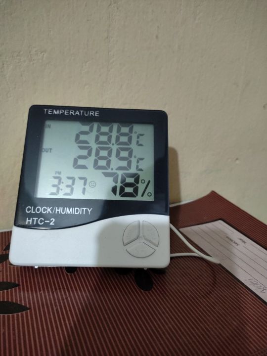 HTC-2%20Indoor%20LCD%20Digital%20Temperature%20Humidity%20Meter%20Thermometer%20With%20Alarm%20Clock%20-%20Image%202