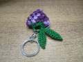 1 pice key ring. 