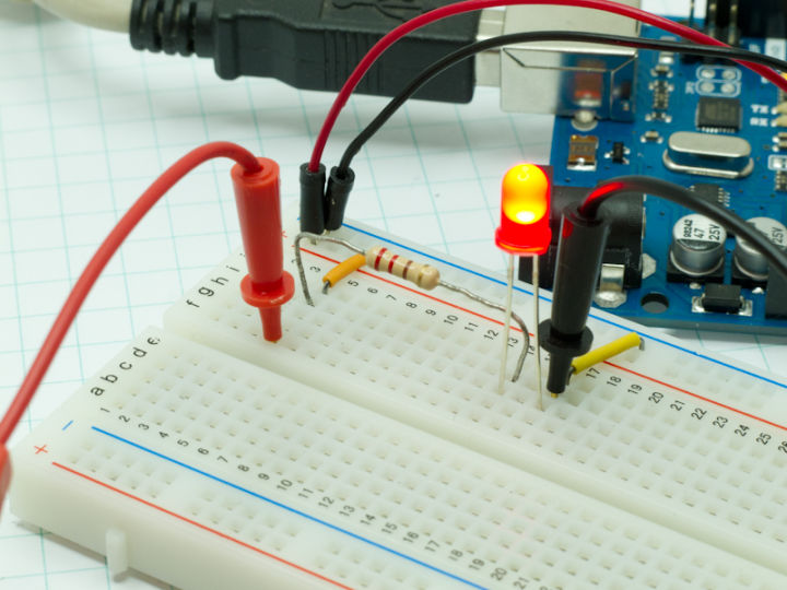 MB102%20Solderless%20Breadboard%2016.5x5.5cm%20830%20Point%20Prototype%20PCB%20MB-102%20Breadboard%20Use%20Project%20Uno%20R3%20ESP8266%20Jumper%20Wire%20-%20Image%202
