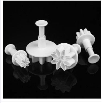 4Pcs/Set%20Daisy%20Flower%20Cookie%20Sunflower%20Plunger%20Cutter%20Sugar%20Fondant%20Cake%20Tool%20Christmas%20Cake%20Decorating%20Tools%20-%20Image%203