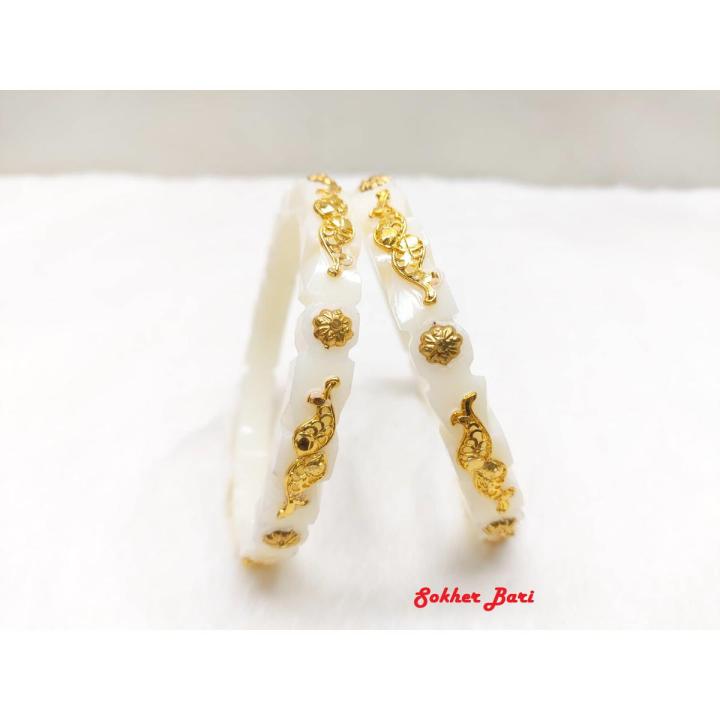 beautiful White Plastic Shakha Pola Bangles With City Golden Work