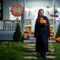 Halloween Spider Wind Spinner Rotating Garden Hanging Decor Kinetic Sculpture Wind Chime Yard Holiday Decoration. 