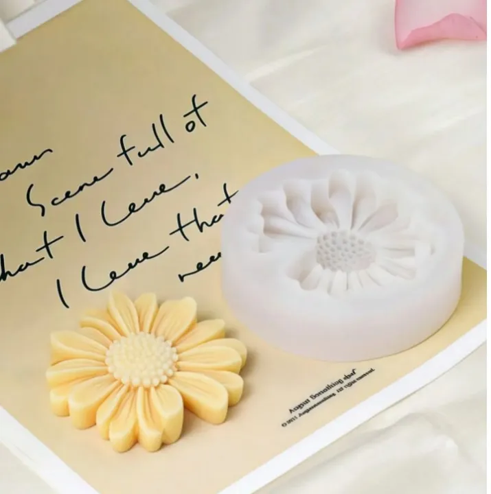 Silicone%20Daisy%20Candle%20Mold%20%E2%80%93%20Sunflower%20Flower%20Mold%20for%20Candle,%20Soap,%20Resin,%20Chocolate%20&%20DIY%20Craft%20-%20Image%202