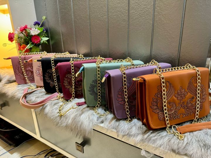 Premium Quality PU Leather Fashionable Shoulder Bag for Women (9.5x6x3inc)