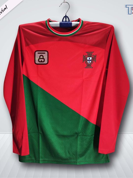 Portugal%20Full%20Sleeve%20Football%20Jersey%20For%20Men%20-%20Long%20Sleeve%20-%20Portugal%20Jersey%202025%20-%20Image%205