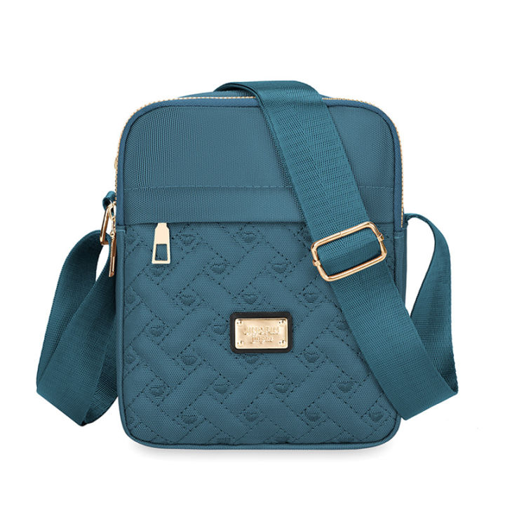 New%20Bag%20Women's%20Crossbody%20Shoulder%20Bag,%20Large%20Capacity%20Embroidered%20Thread,%20Lingge,%20High-grade%20Lightweight,%20Versatile,%20Simple%20Solid%20Color%20Women's%20Cloth%20Bag%20-%20Image%207