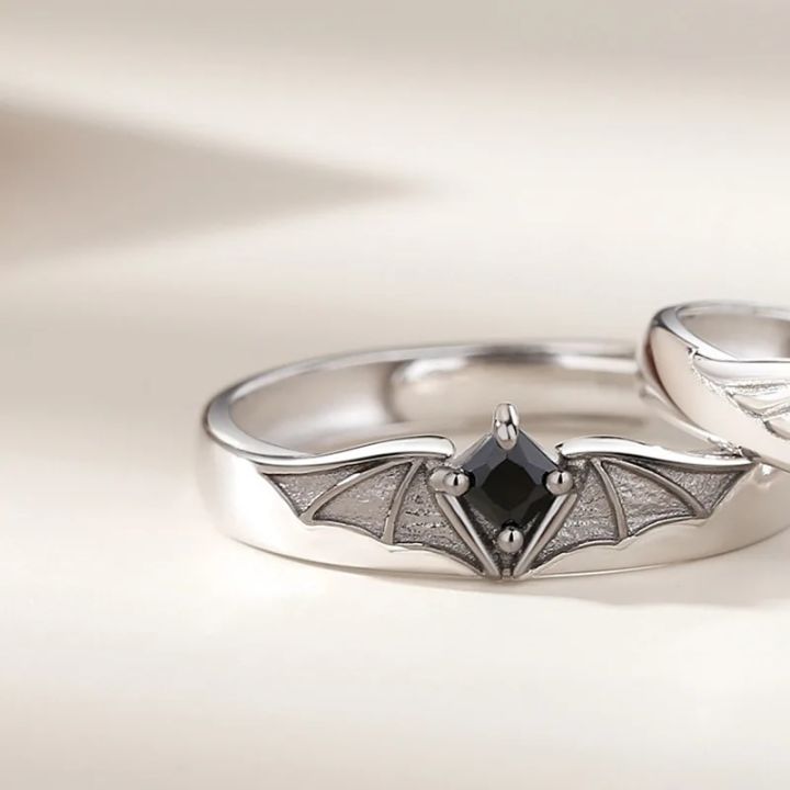 Luxury%20Romantic%20Angel%20Demon%20Couple%20Rings%20for%20Women%20Men%20Fashion%20Zircon%20Wings%20Design%20Adjustable%20Engagement%20Wedding%20Ring%20Jewelry%20-%20Image%204