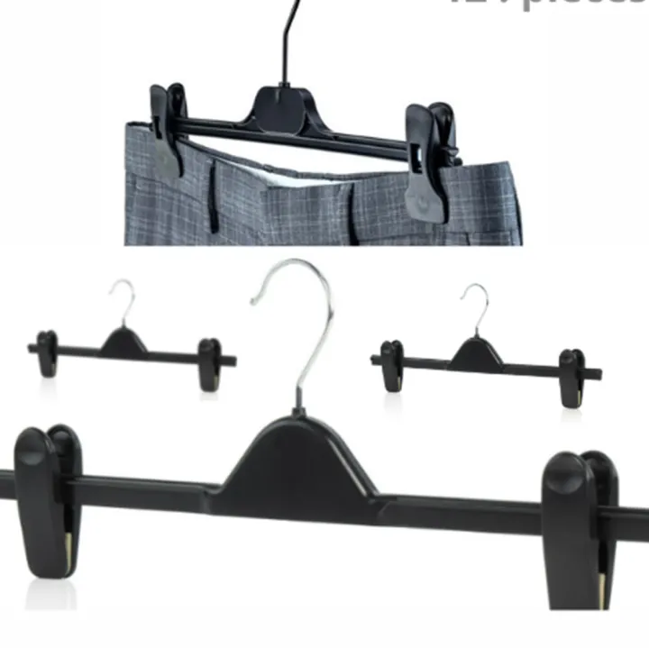 12%20Piece%20Plastic%20Hanger%20with%20Clip%20-%20Hanger%20-%20Image%202