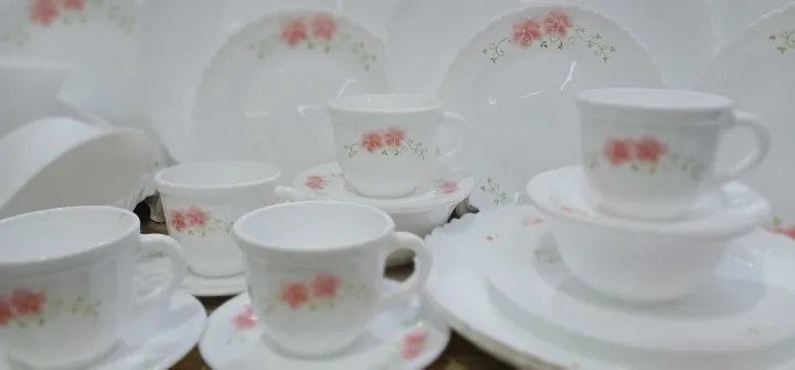 32%20Pcs%20Pyrex%20Opal%20Glassware%20White%20Oven%20Save%20Dinner%20Set.%20Model%20Red%20Pata%20-%20Dinner%20Set%20-%20dinner%20set%20-%20Image%204