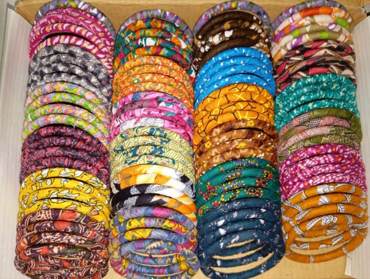 Handmade%20Fabric%20Bangles%20for%20Women/Girls%20-%20Set%20of%204%20Pieces%20-%20Image%203
