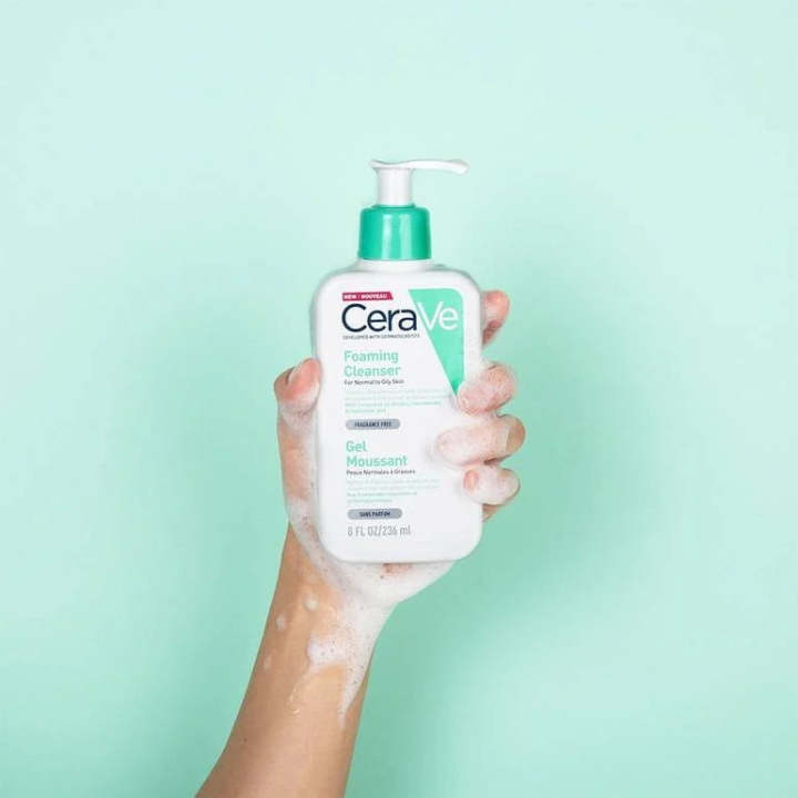 CeraVe%20Foaming%20Cleanser-236ml%20-%20Image%203