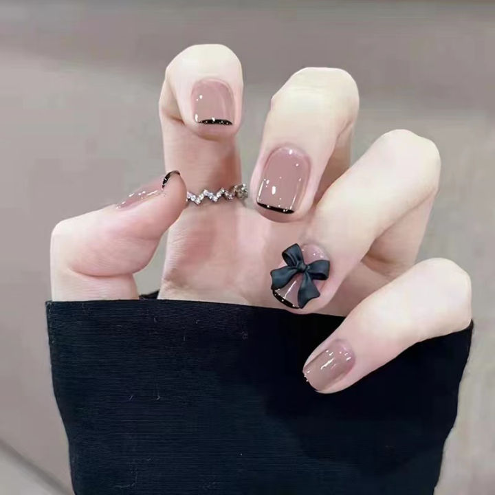 Beautiful%20designs%20artificial%20fake%20nails%20box%20for%20women%20-%20Image%203