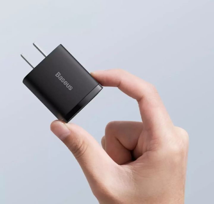 Baseus%2020w%20Usb%20Charger%20Holder%20Type%20C%20Pd%20Quick%20Charging%20Dual%20Port%20Usb%20Portable%20Phone%20Charger%20-%20Image%203