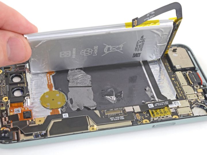 Google%20Pixel%205%20Replacement%20Phone%20Battery%20-%20Image%202