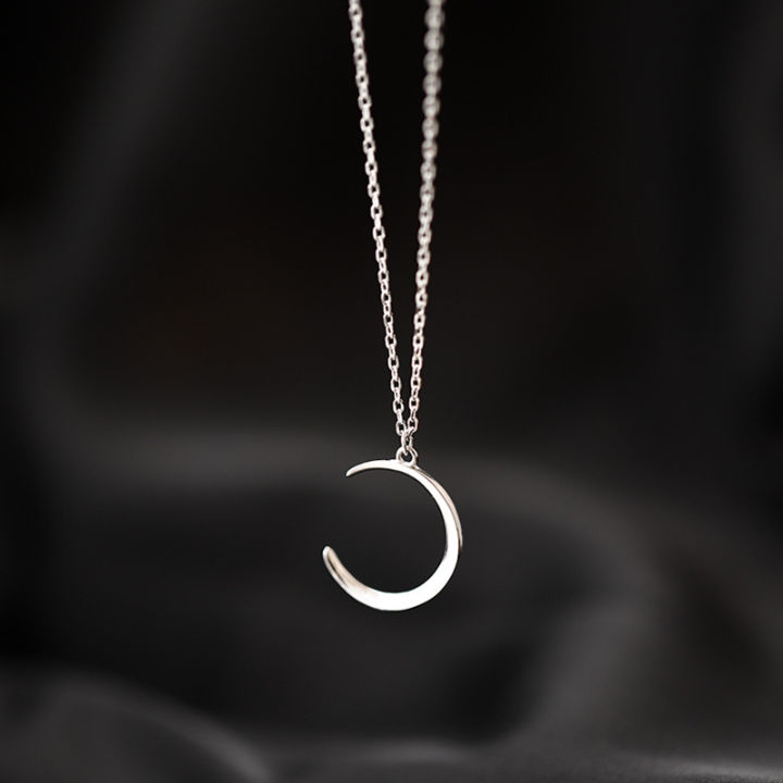 Korean%20Stylish%20New%20Moon%20Necklace%20For%20Stylish%20Girl/Women%20-%20Image%203