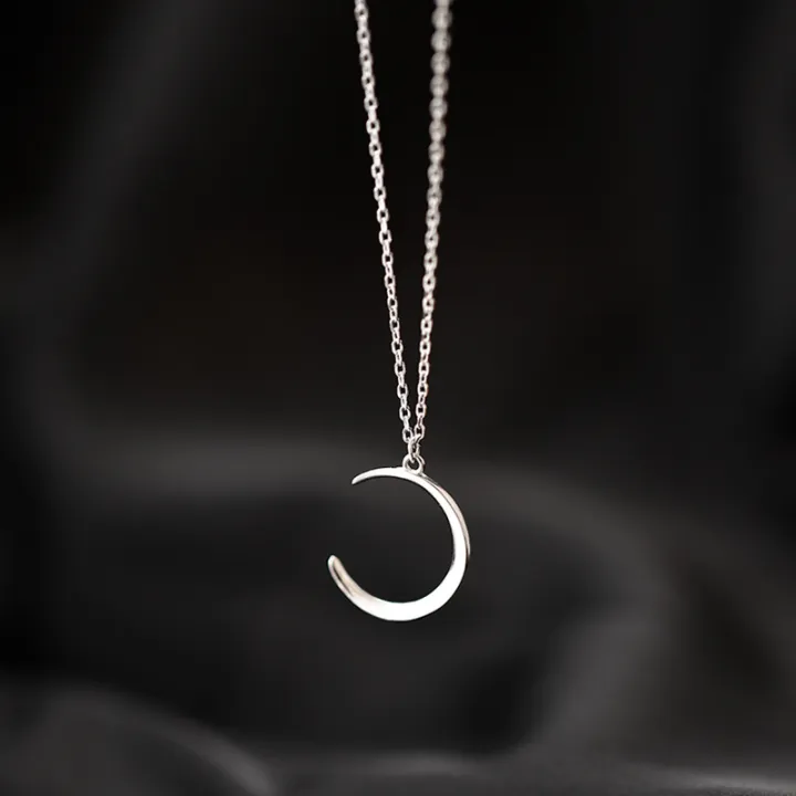 Korean%20Stylish%20New%20Moon%20Necklace%20For%20Stylish%20Girl/Women%20-%20Image%203