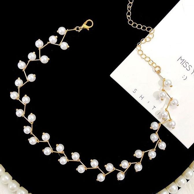 Trendy%20Fashionable%20Pearl%20Choker%20Necklace%20for%20Girls%20Simple%20Stylish-%20Rhinestone%20Charm%20Chain%20Necklaces%20for%20Women%20Party%20Accessory%20New%20Collection%20-%20Image%205