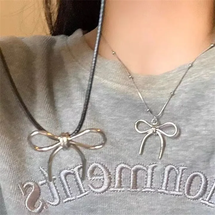 Sweet%20Cute%20Bowknot%20Pendant%20Rope%20Chain%20Necklace%20For%20Women%20Girl%20Choker%20Necklace%20Cool%20Y2K%20Aesthetic%20Jewelry%20Gift%20-%20Image%202