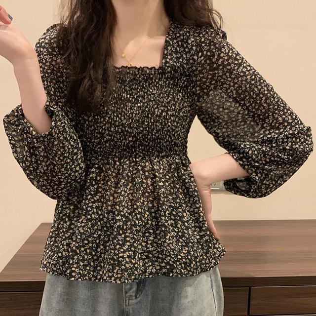 READY%20STOCK%20Korean%20Fashion%20Women%20Square%20Neck%20Chiffon%20Floral%20Blouse%20Plicated%20Short%20Style%20Long%20Sleeve%20Top%20-%20Image%204