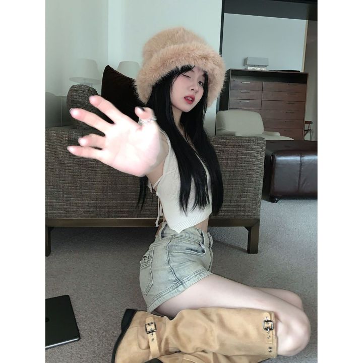 Hot%20Girl%20High%20Street%20Retro%20Denim%20Shorts%20Women's%20Summer%20Niche%20Design%20High%20Waist%20Straight%20SlimmingaWord%20Wide%20Leg%20Hot%20Pants%20-%20Image%203